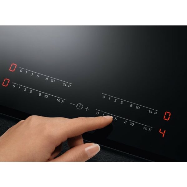 AEG IKE84443FB Kookplaat